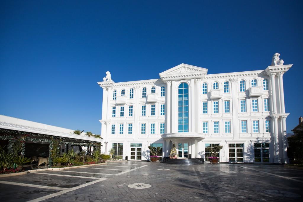 Hotel Britania Kamez Exterior foto